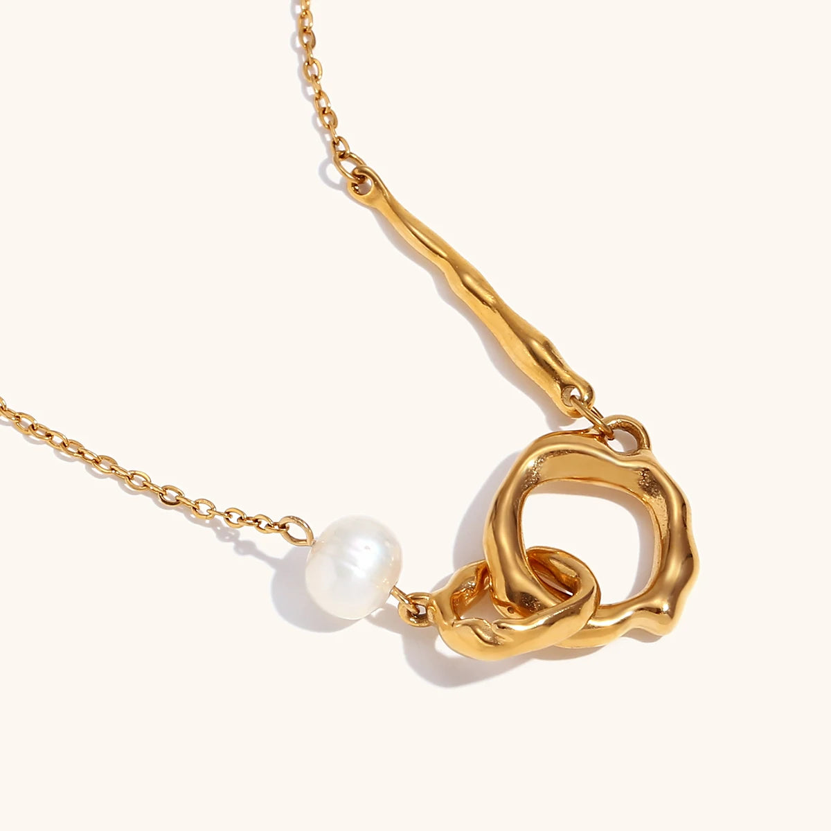La.Muses Unique Liquid Circle Freshwater Pearl Left And Right Asymmetric Chain Necklaces For Women Stainless Steel Jewelry