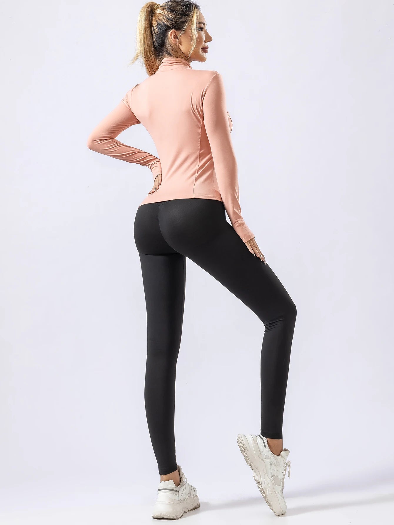 ADVANCED SENSE QUICK DRYING SPORTSWEAR
