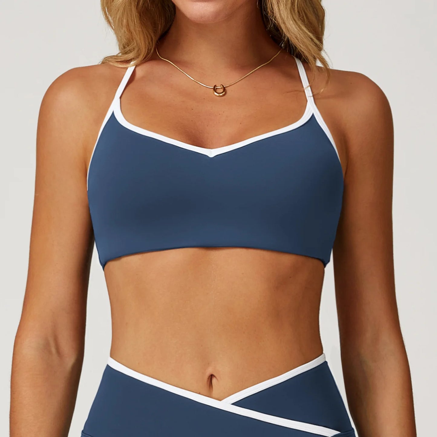 SHOCKPROOF ANTI SWEAT BREATHABLE SPORTSWEAR
